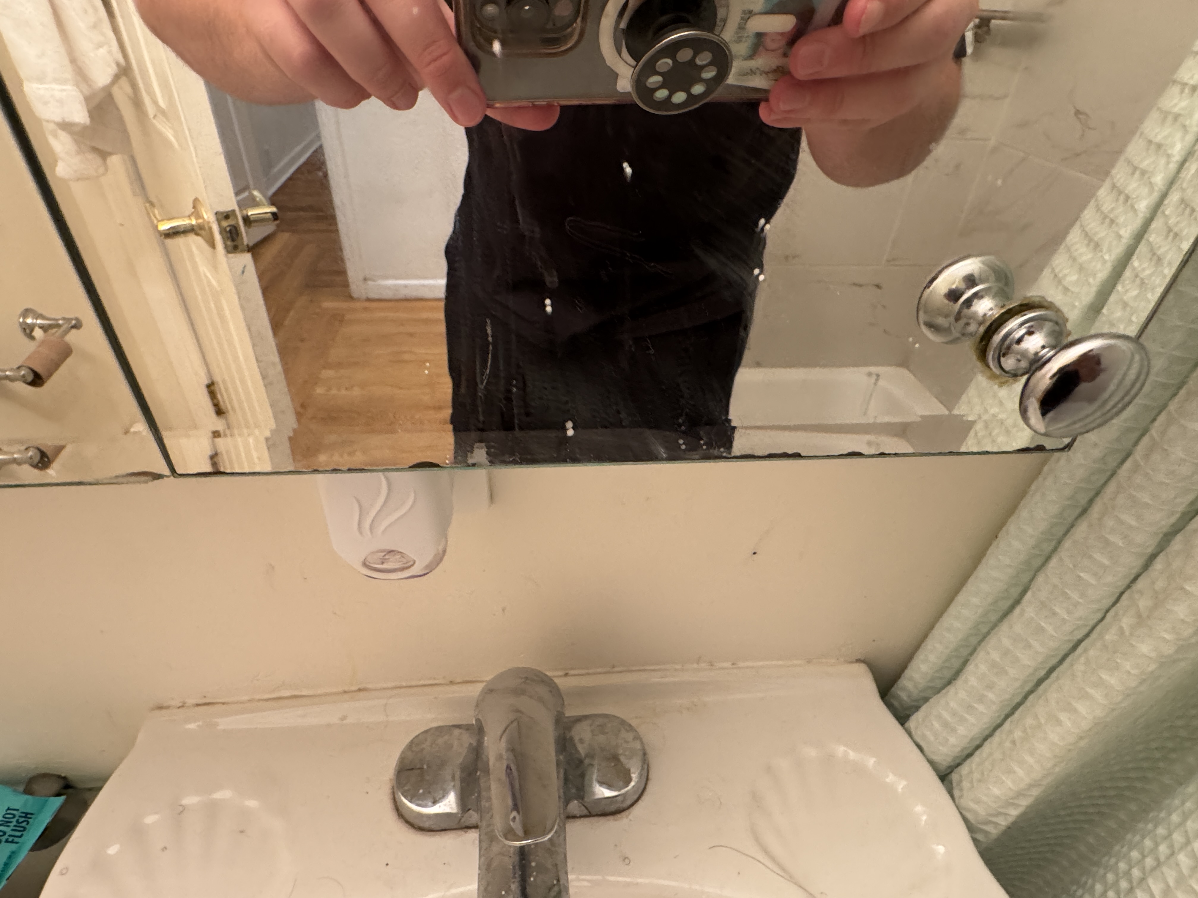 Bathroom 1, photo 6